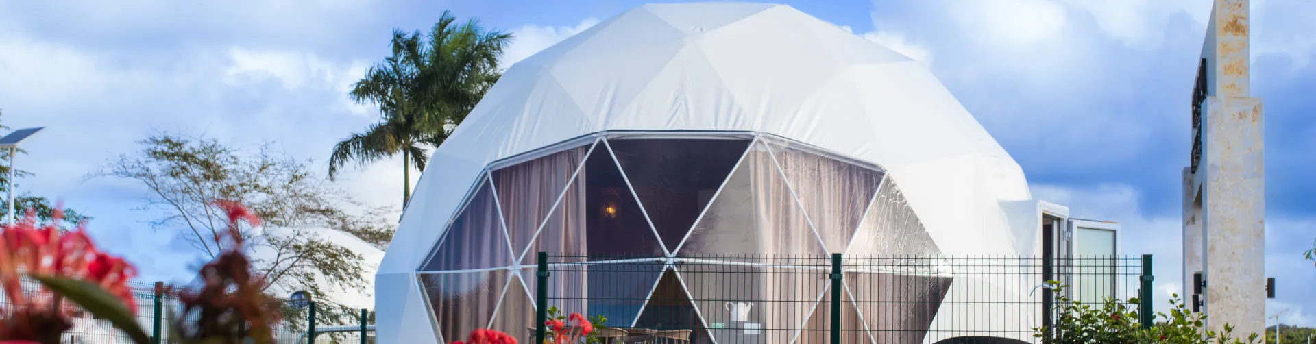 Bubble Glamping