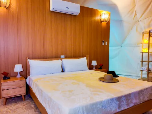 King bed