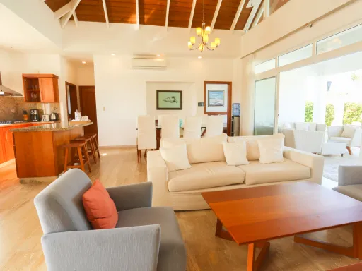 Three-bedroom villa on the second line