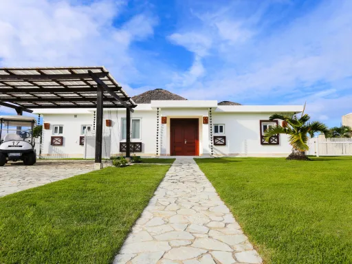 Two-bedroom villa on the second line