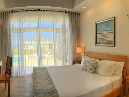 Three-bedroom villa on the second line