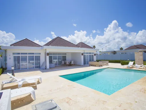Oceanfront three-bedroom villa