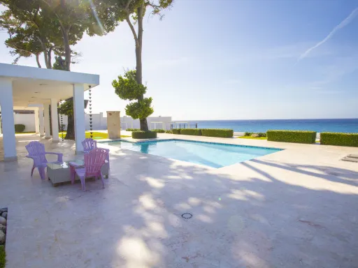 Oceanfront three-bedroom villa